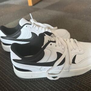 nike gamma force women’s size 8